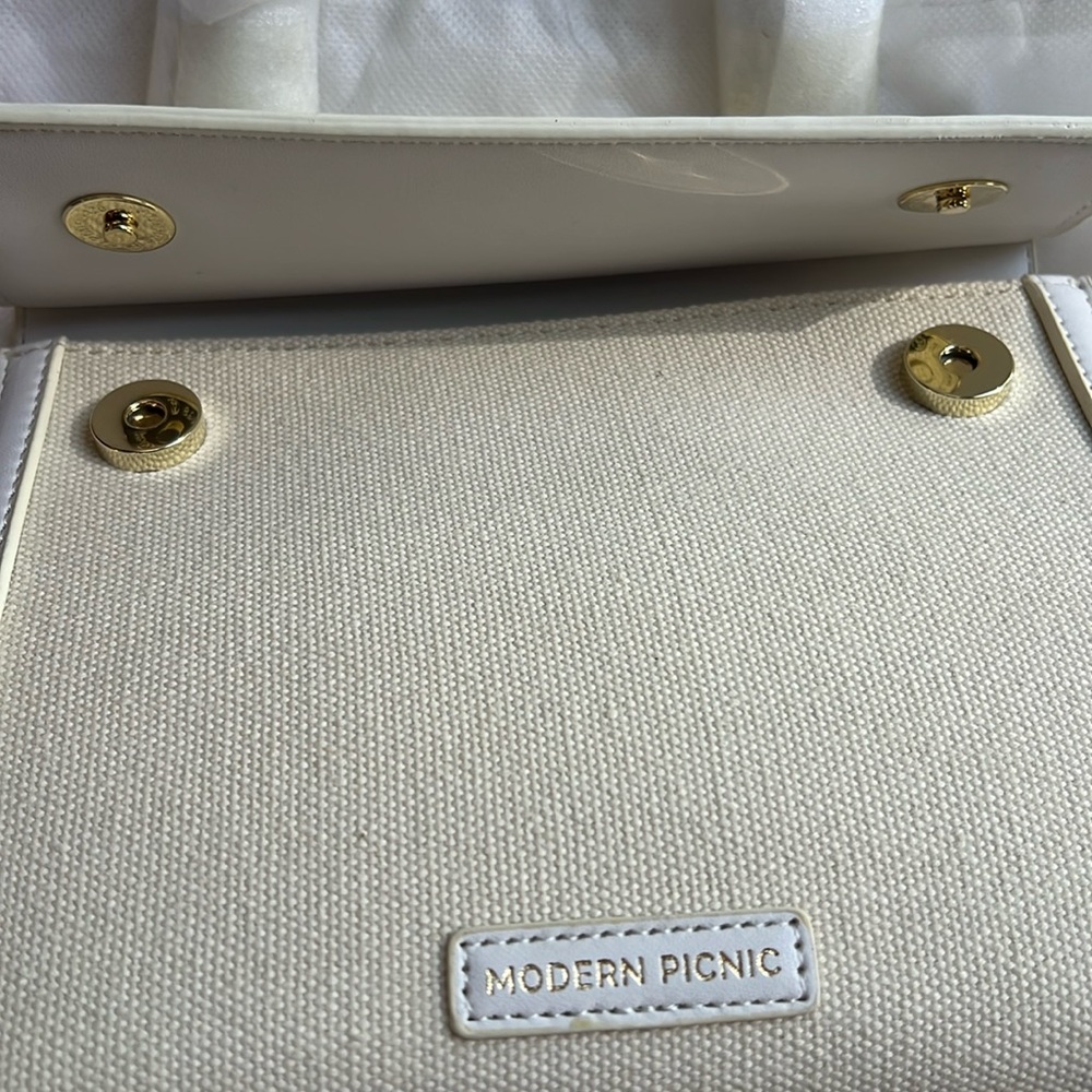 Modern Picnic Mini Canvas Luncher/Purse - Picture 6 of 11